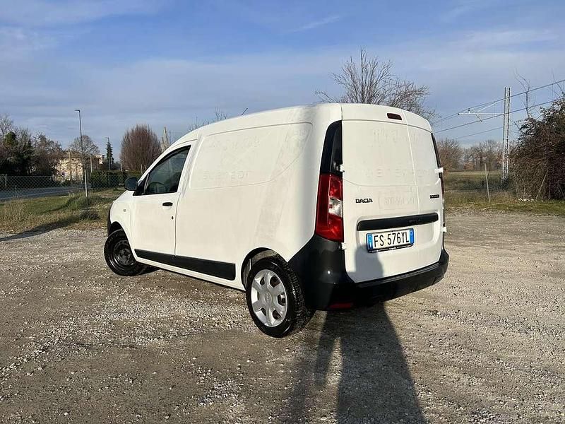 Usata Dacia Dokker 102 CV (75 kW) 2019 Monovolume