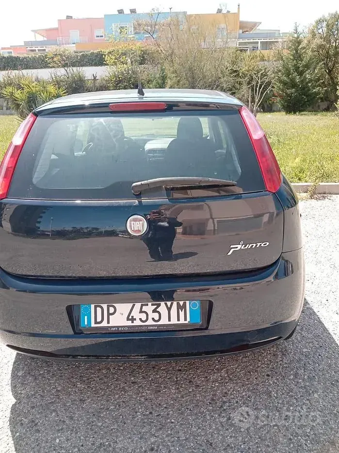Usata Fiat Grande Punto 75 CV (55 kW) 2008 Nero Utilitaria