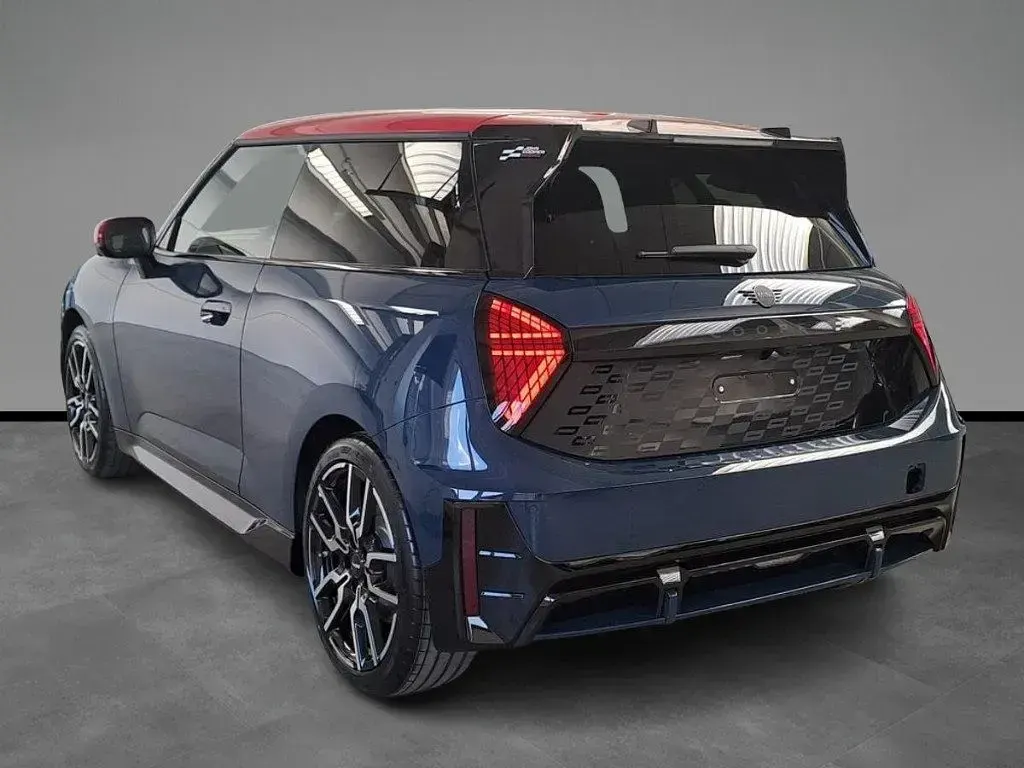 Nuova Mini Cooper 189 kW (258 CV) 2026 Blu / metallizzato Utilitaria