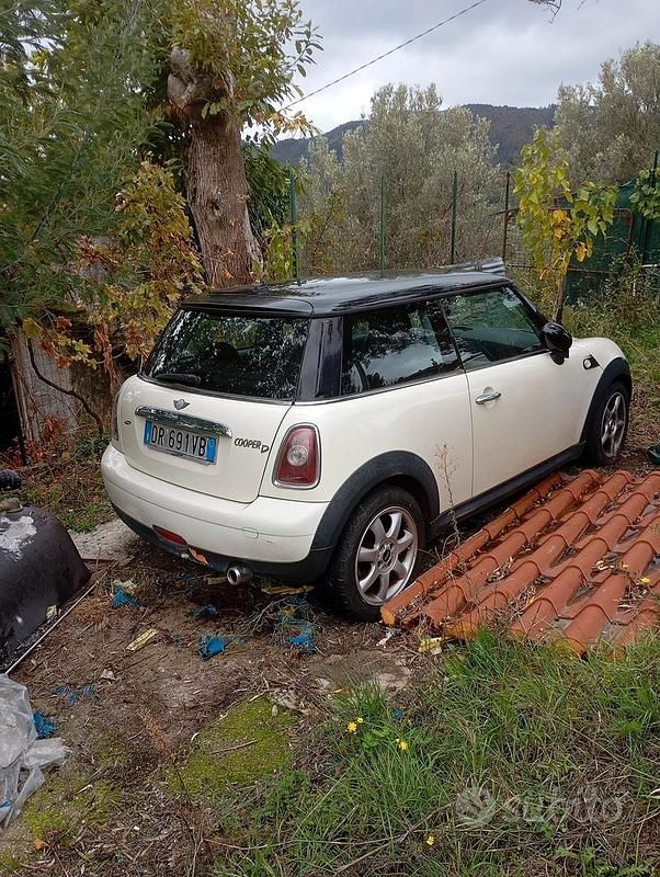 Usata Mini Cooper D 63 CV (46 kW) 2008 Utilitaria
