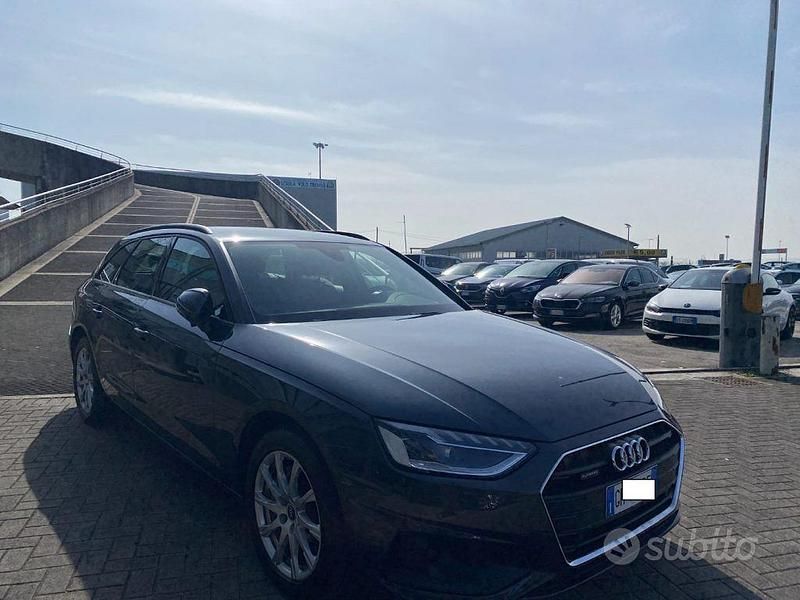 Usata Audi A4 Business 204 CV (150 kW) 2021 Grigio Station wagon