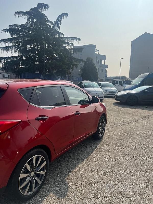 Usata EVO Evo 3 2023 Rosso SUV