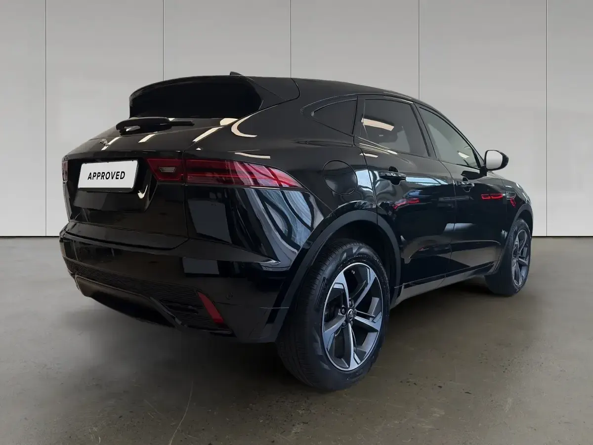Usata Jaguar E-Pace R-Dynamic 163 CV (119 kW) 2023 Nero SUV