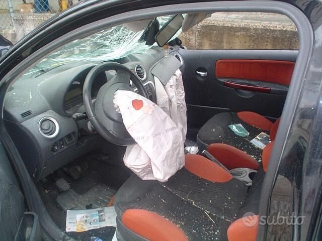 Brugt Citroën C2 VTR Sport 70 HK (51 kW) 2005 Sort Hatchback