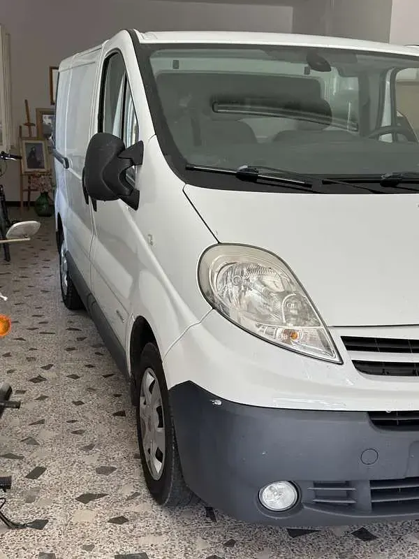 Usata Nissan Primastar 114 CV (83 kW) 2014 Monovolume