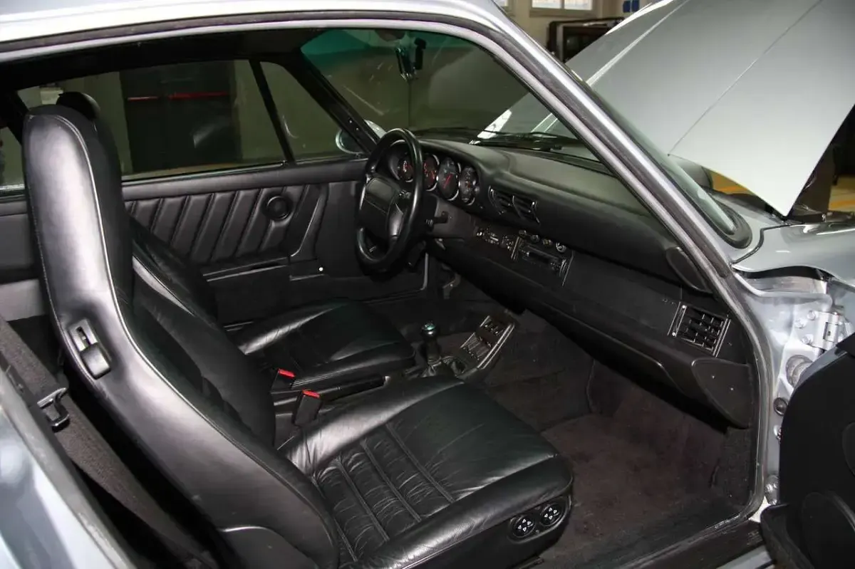 Usata Porsche 911 Carrera 4 250 CV (183 kW) 1994 Argento Coupé