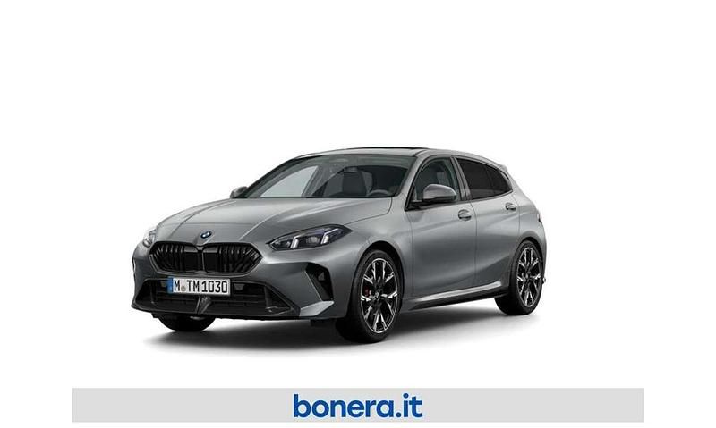 Grigio Nuova 2025 BMW 120 M Sport Due volumi | 48.900 € (Molto cara) - Immagine 1/4