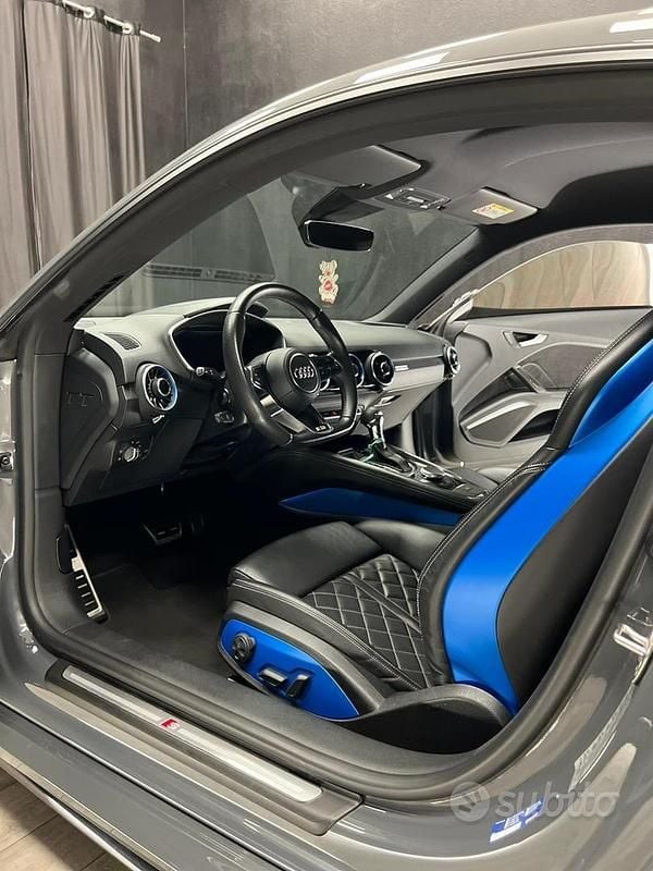 Usata Audi TT 380 CV (279 kW) 2019 Cabrio