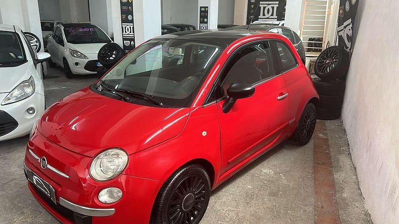 Usata Fiat 500 Lounge 69 CV (50 kW) 2010 Rosso Utilitaria