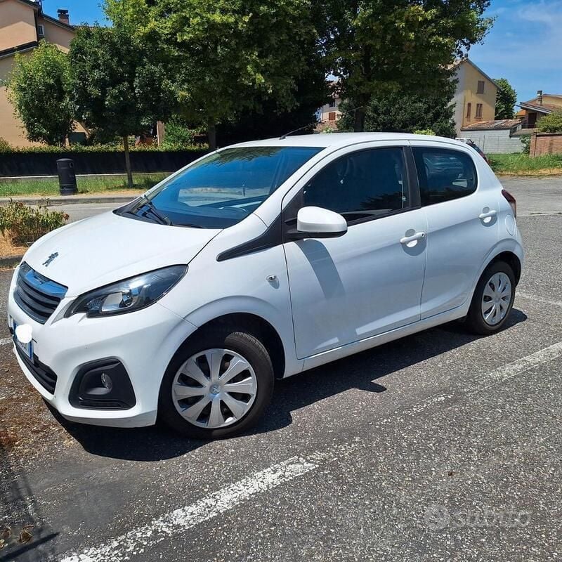 Bianco Usata 2017 Peugeot 108 Due volumi | 8500 € (Buon prezzo) - Immagine 1/4