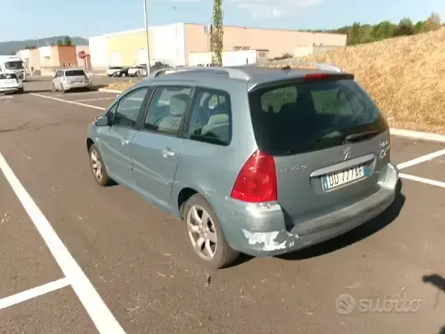 Usata Peugeot 307 90 CV (66 kW) 2006 Verde Station wagon