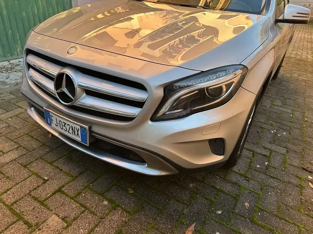 Usata Mercedes 200 136 CV (100 kW) 2016