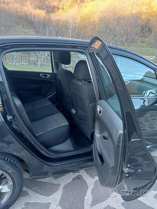 Usata Peugeot 307 90 CV (66 kW) 2013 Nero Berlina