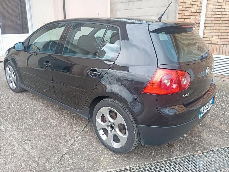 Usata VW Golf IV GTI 200 CV (147 kW) 2005 Nero Berlina