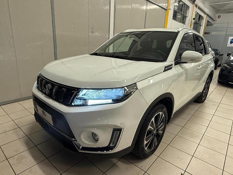 Usata Suzuki Vitara 102 CV (75 kW) 2022 Bianco SUV