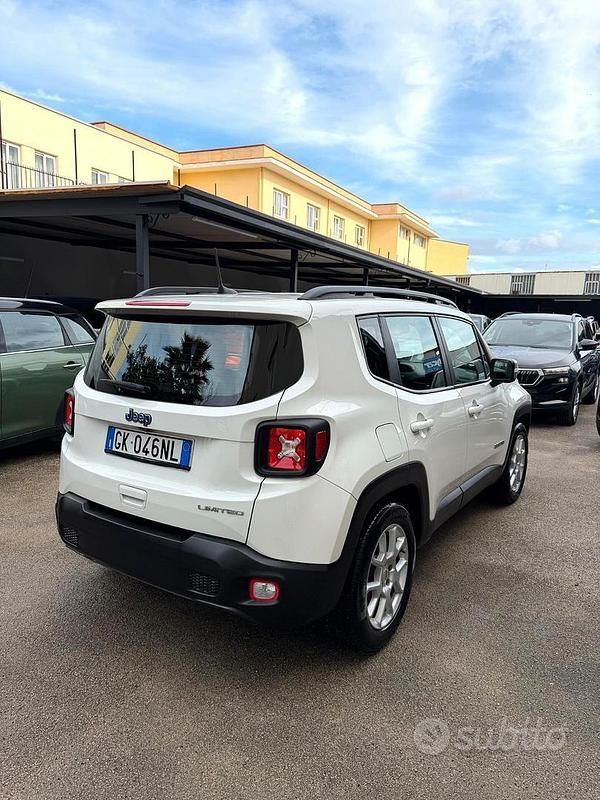 Usata Jeep Renegade Limited 130 CV (95 kW) 2022 Bianco SUV