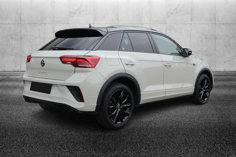 Usata VW T-Roc R-line 150 CV (110 kW) 2024 Grigio metallizzato SUV
