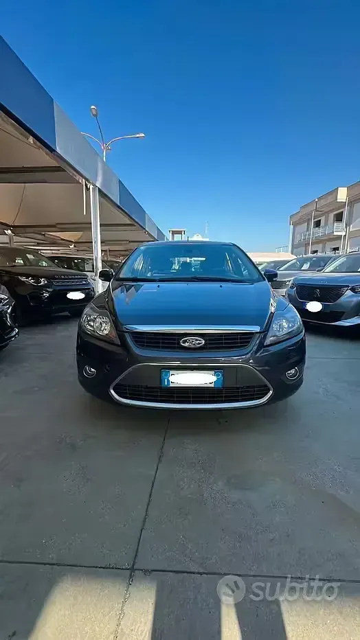 Usata Ford Focus Titanium 90 CV (66 kW) 2008 Grigio Berlina