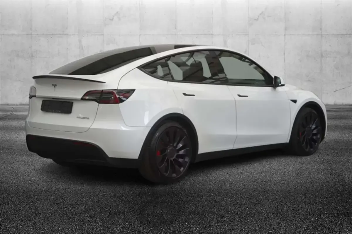 Usata Tesla Model Y Performance 155 kW (211 CV) 2022 Bianco SUV