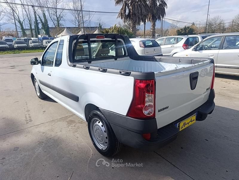 Usata Dacia Logan 75 CV (55 kW) 2012 Berlina