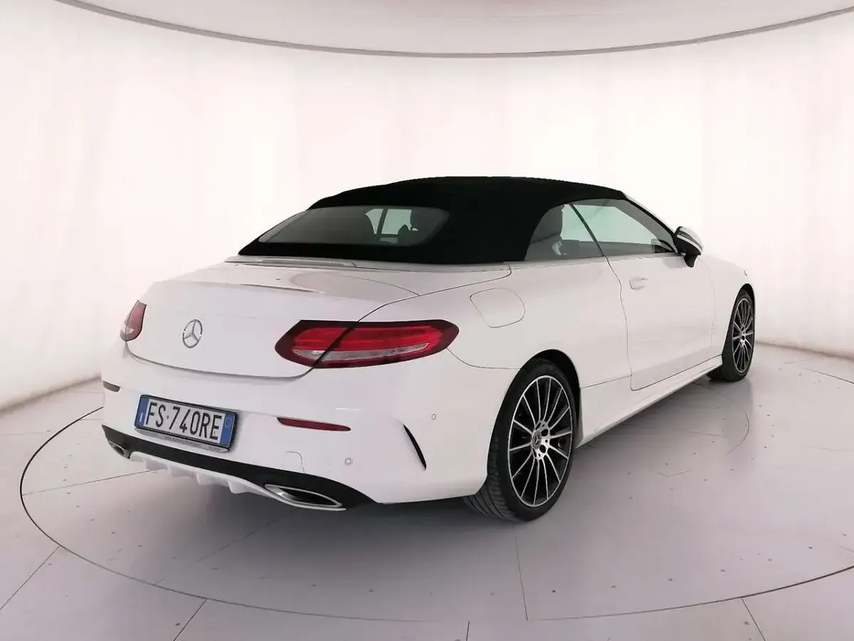 Usata Mercedes C200 Premium 160 CV (117 kW) 2018 Bianco Cabrio
