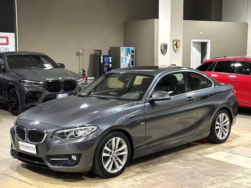 Usata BMW 218 Sport Line 150 CV (110 kW) 2017 Gray Coupé