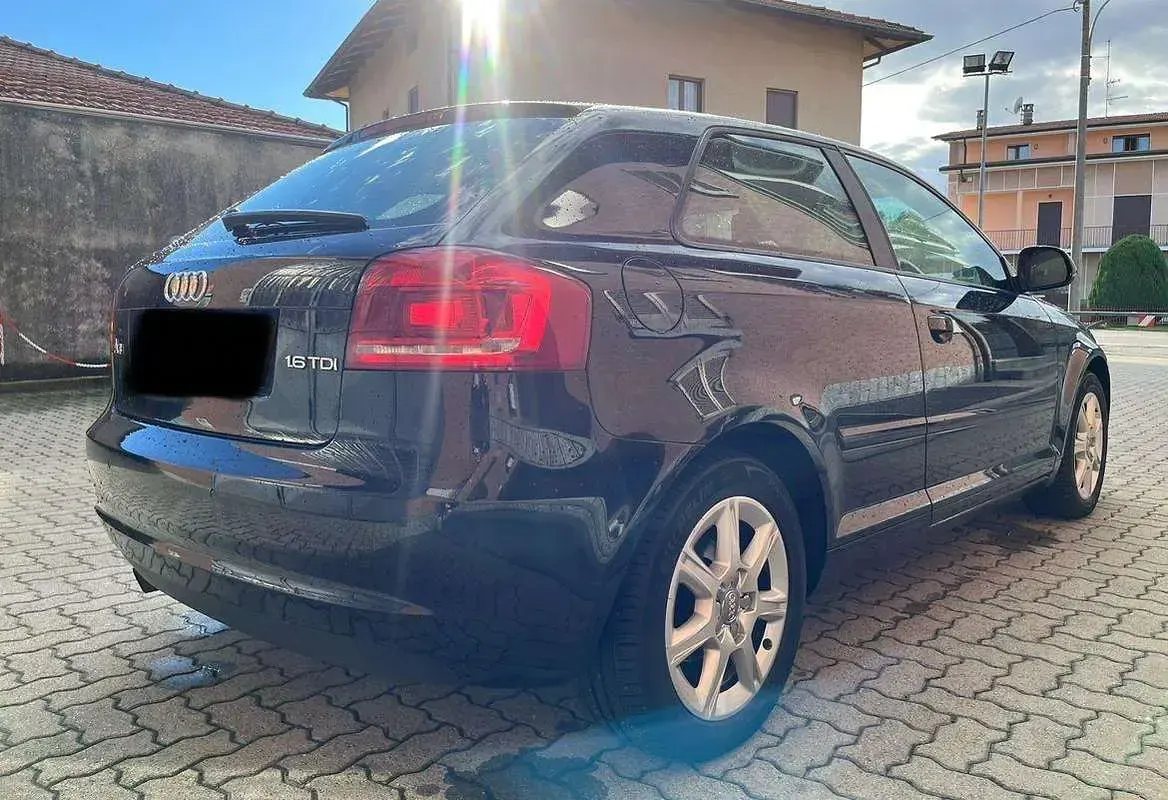 Usata Audi A3 Attraction 105 CV (77 kW) 2010 Nero Utilitaria