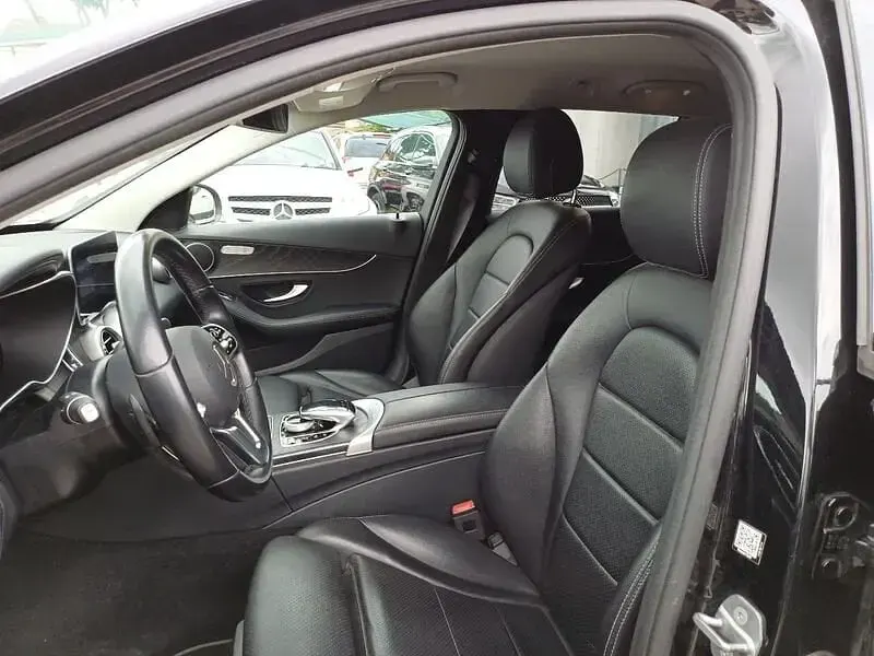 Usata Mercedes C220 Premium 194 CV (142 kW) 2020 Nero Station wagon