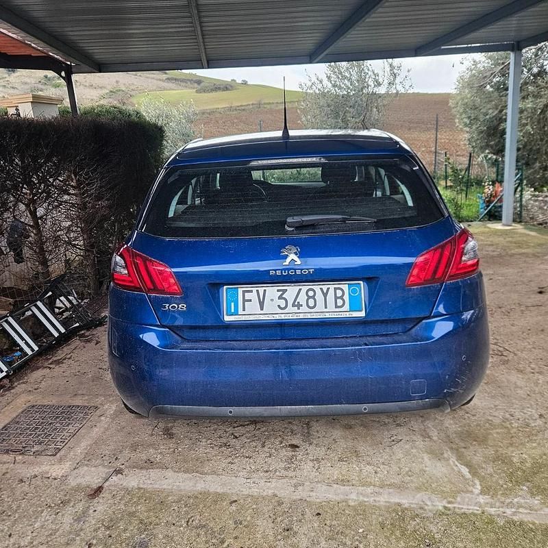 Usata Peugeot 308 2019 Blu Berlina