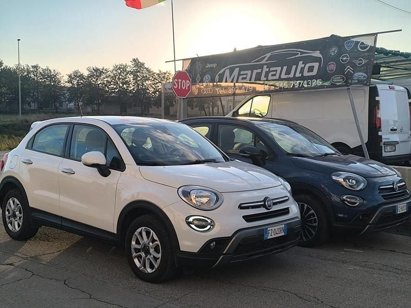 Usata Fiat 500 Cross 95 CV (69 kW) 2019 Blu Station wagon