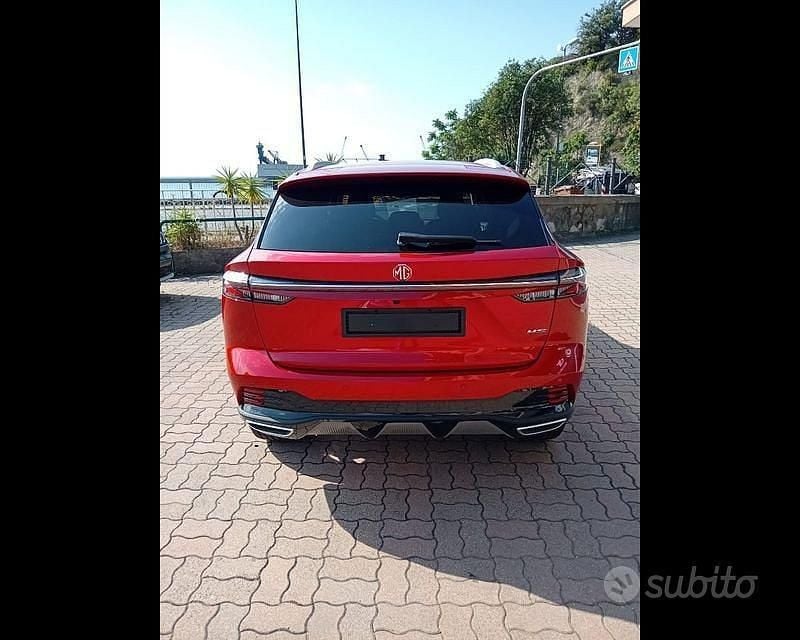 Nuova MG HS 2025 Rosso SUV
