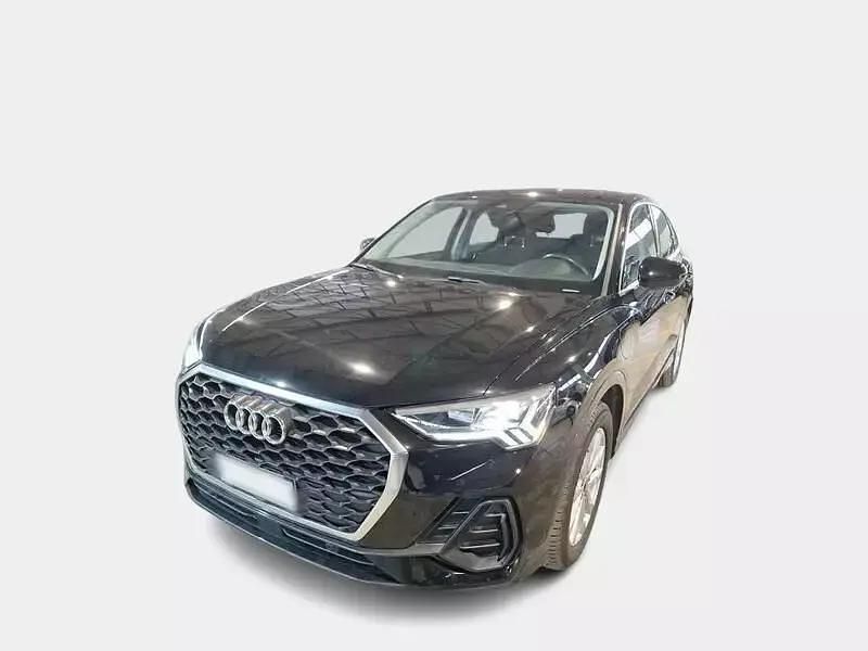 Usata 2022 Audi Q3 Sportback Business Plus SUV | 35.550 € (Buon prezzo) - Immagine 1/4