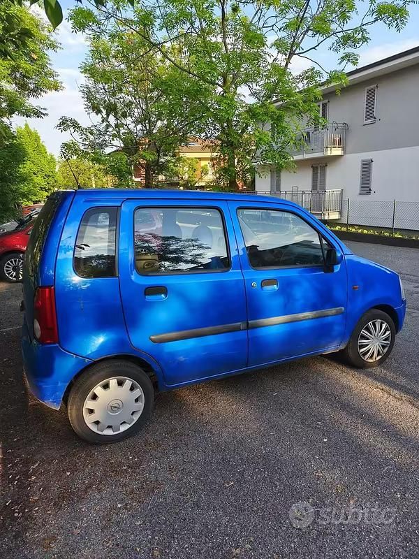 Occasion Opel Agila 58 ch (42 kW) 2003 Bleue Monospace