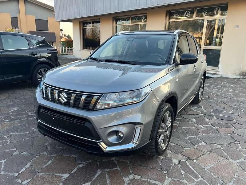 Usata Suzuki Vitara Cool 129 CV (94 kW) 2022 Grigio SUV