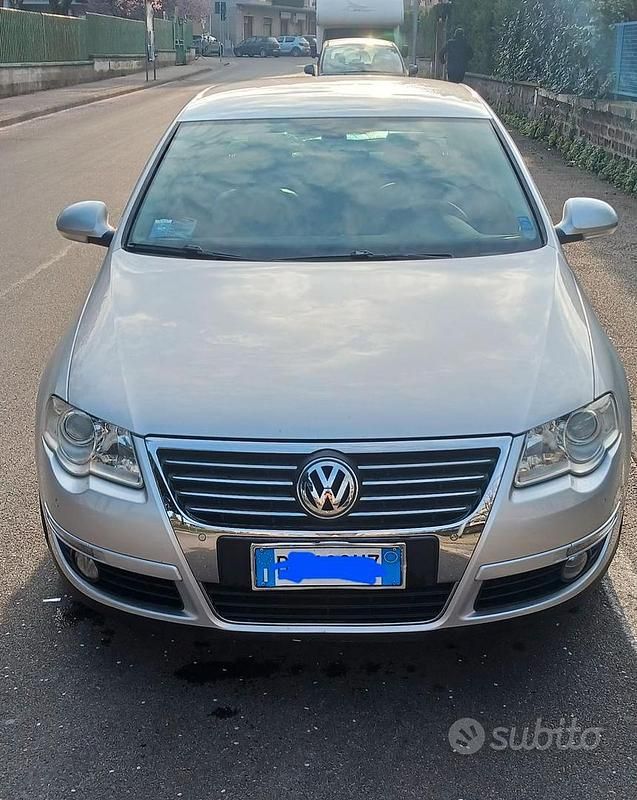 Usata VW Passat Highline 140 CV (102 kW) 2007 Grigio Berlina