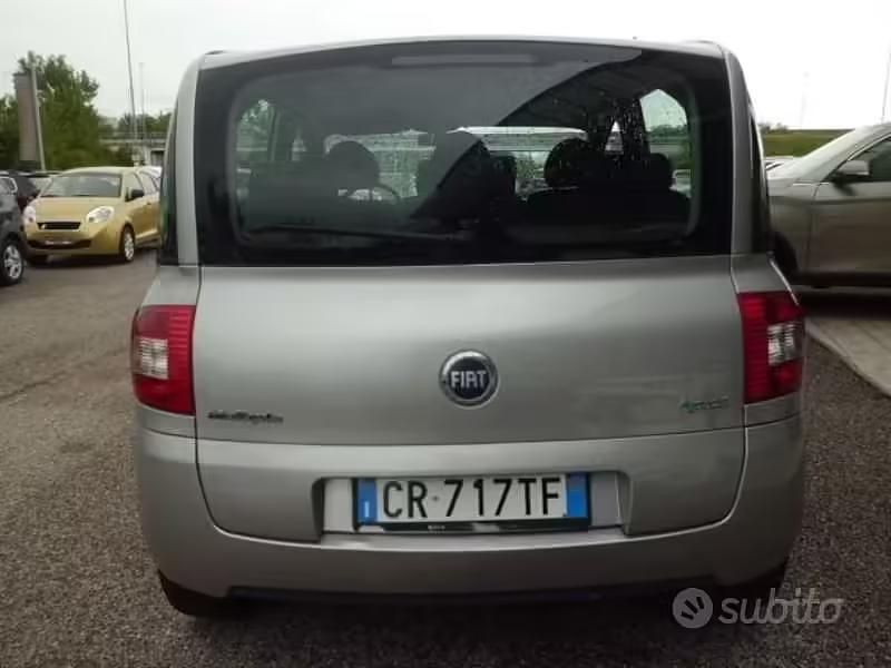 Usata Fiat Multipla Dynamic 2004 Grigio Monovolume