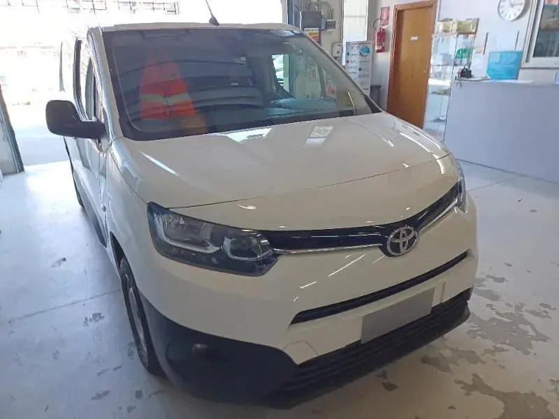 Gebraucht Peugeot Partner Comfort 102 PS (75 kW) 2022 Weiß Van / Kleinbus