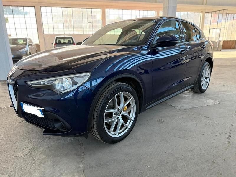 Usata Alfa Romeo Stelvio 210 CV (154 kW) 2018 Blu SUV