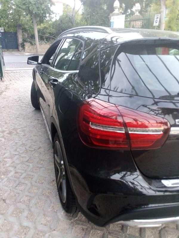 Usata Mercedes GLA200 136 CV (100 kW) 2017 Nero SUV