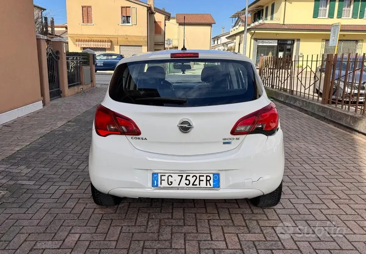 Usata Opel Corsa 95 CV (69 kW) 2016 Bianco Utilitaria