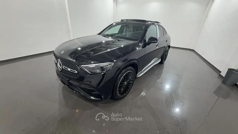 Nuova Mercedes GLC300e Advanced 269 CV (197 kW) 2026 Nero Coupé
