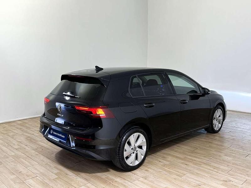 Usata VW Golf VIII Edition 150 CV (110 kW) 2024 Nero Utilitaria