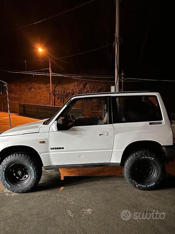 Usata Suzuki Vitara 1989 Bianco Utilitaria