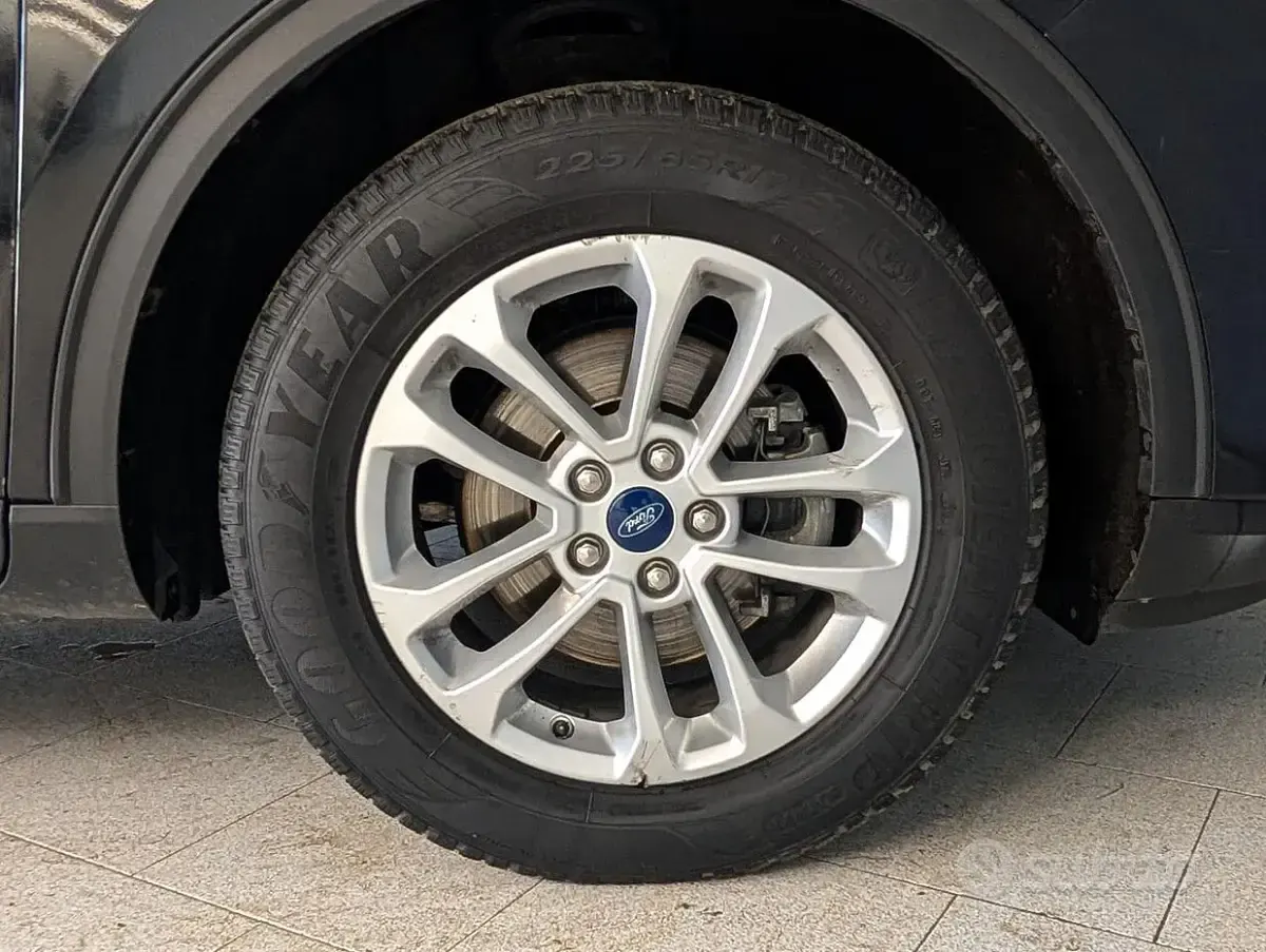 Occasion Ford Kuga Titanium X 120 ch (88 kW) 2024 Noir SUV