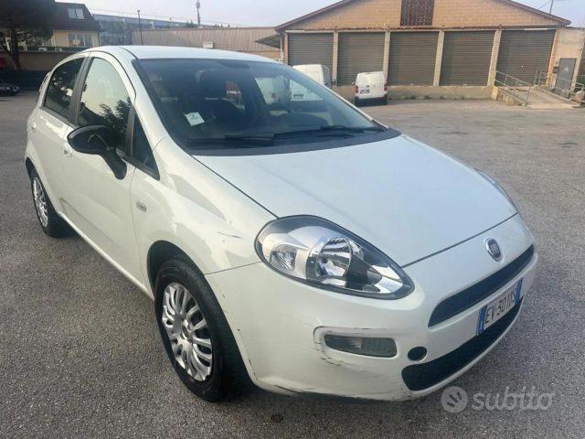 Usato 2007 Fiat Punto Benzin (3.950 €)