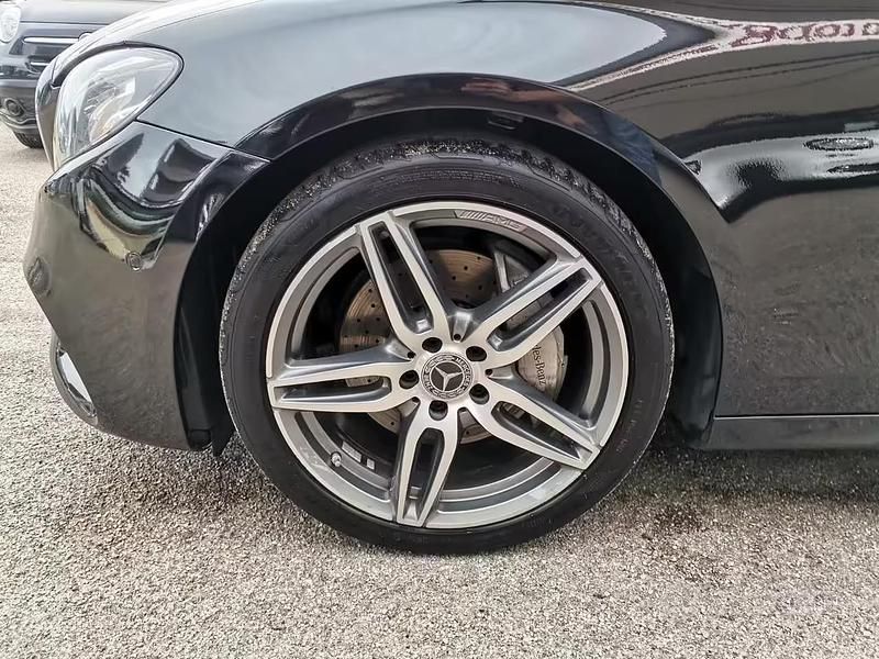 Begagnad Mercedes E350 Premium 258 HK (189 kW) 2017 Svart Kombi
