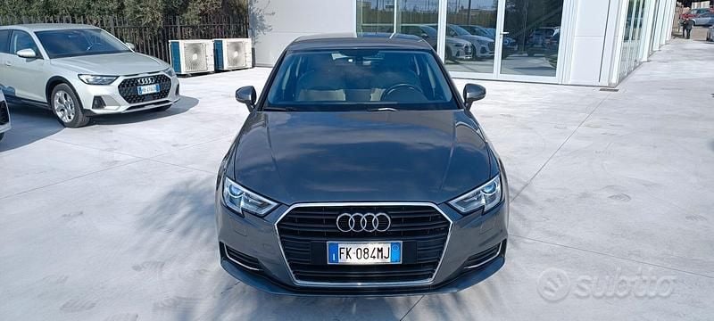 Usata Audi A3 Design 150 CV (110 kW) 2017 Grigio Berlina