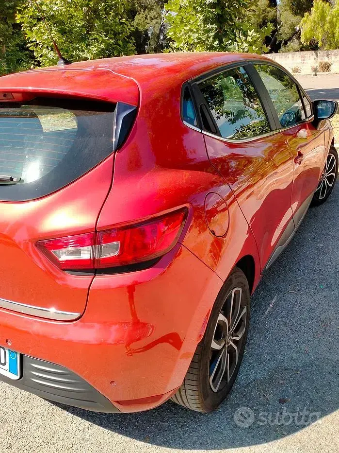 Usata Renault Clio IV 90 CV (66 kW) 2018 Rosso Berlina