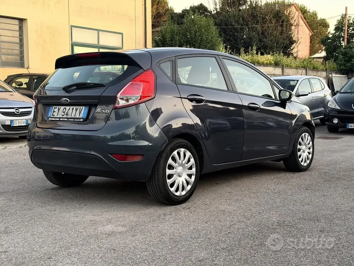 Usata Ford Fiesta Titanium 75 CV (55 kW) 2015 Other Utilitaria