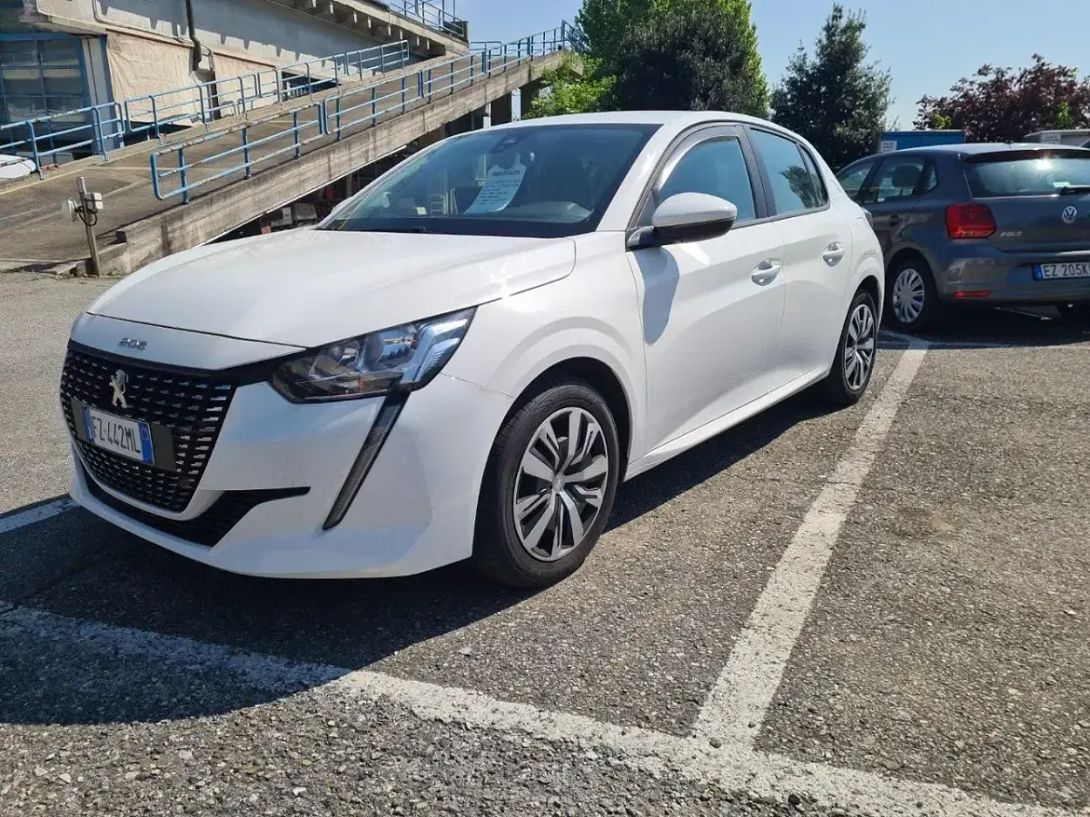 Usata Peugeot 208 Active 75 CV (55 kW) 2020 Bianco Utilitaria